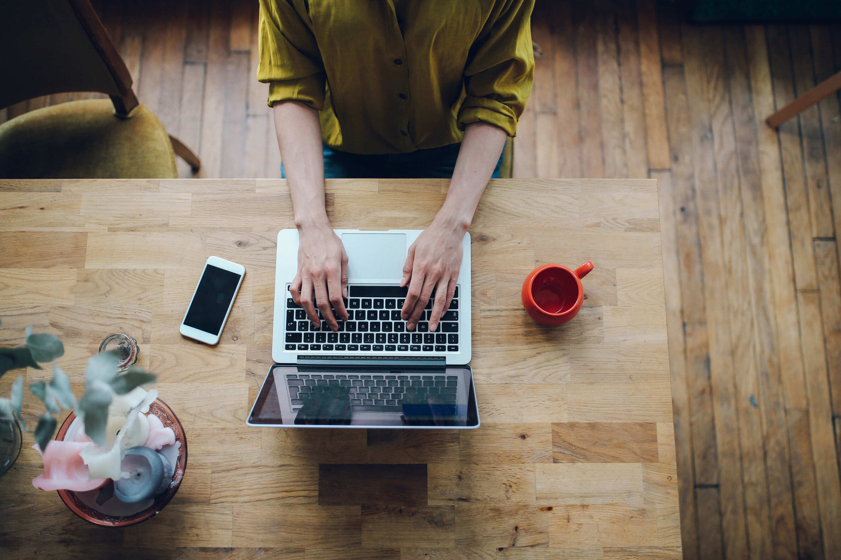 PDF文本替换器如何使用？PDF文件替换文本是否自动保存？