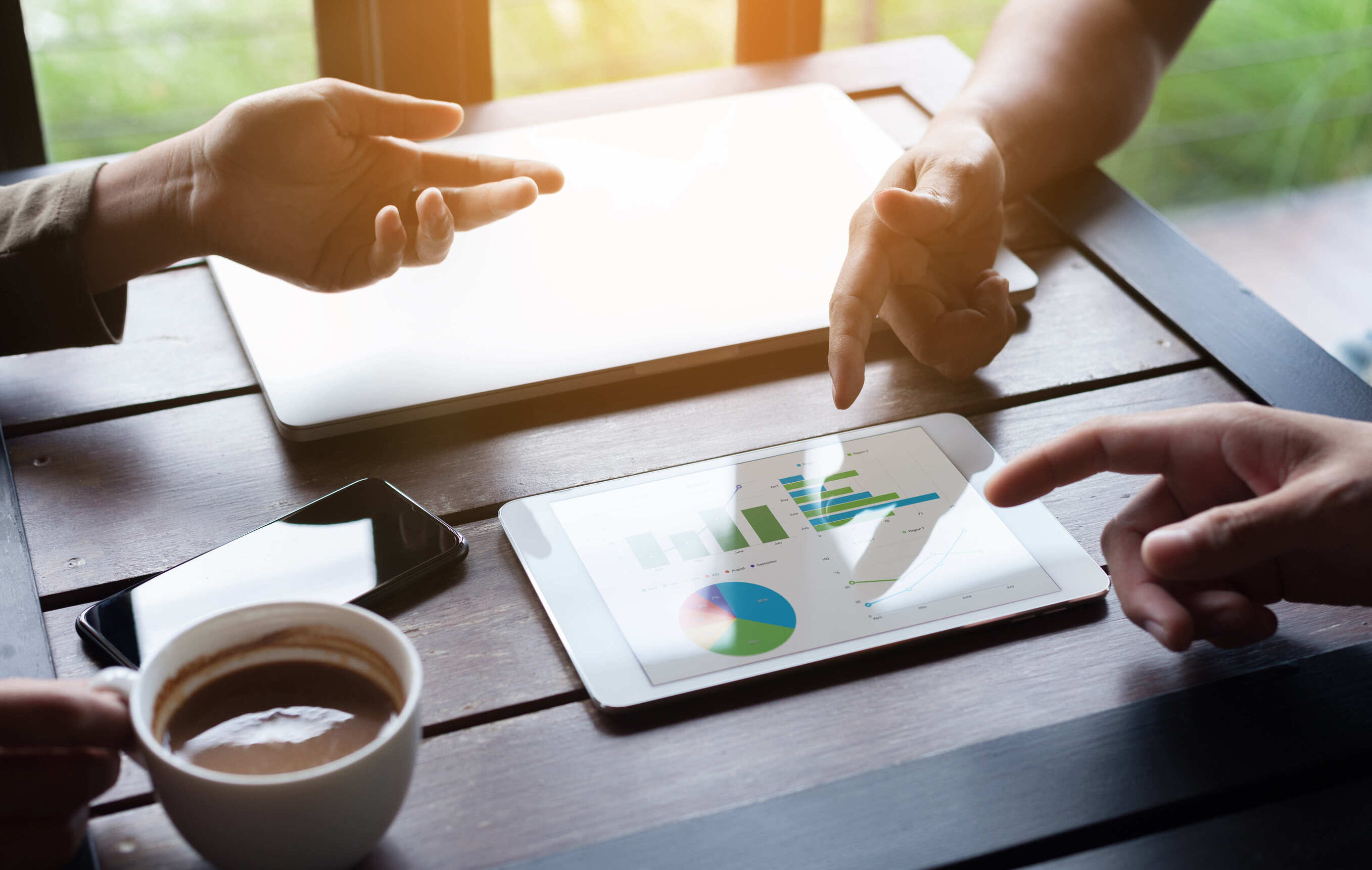 如何移动PDF中的图片？怎样快速移动PDF图片？